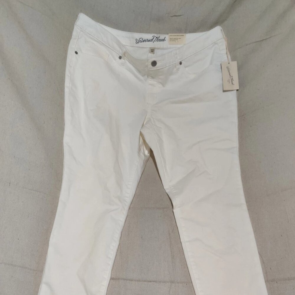 Women's Universal Thread Mid-Rise Skinny White Jeans - Size 16 - NWT